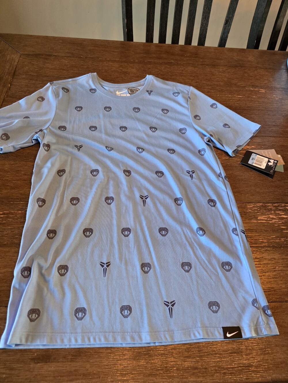Nike Men’s Sky Blue Short-Sleeve Kobe Pattern Tee